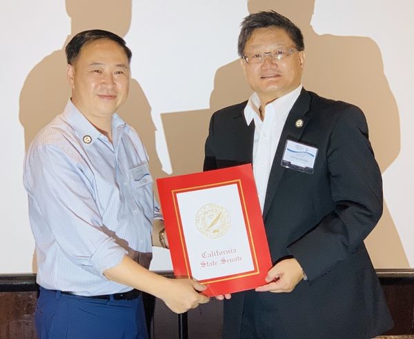 阻伊斯兰委员会渗透公立学校 亚裔平权会获州参议会颁奖 (转发自世界日报)